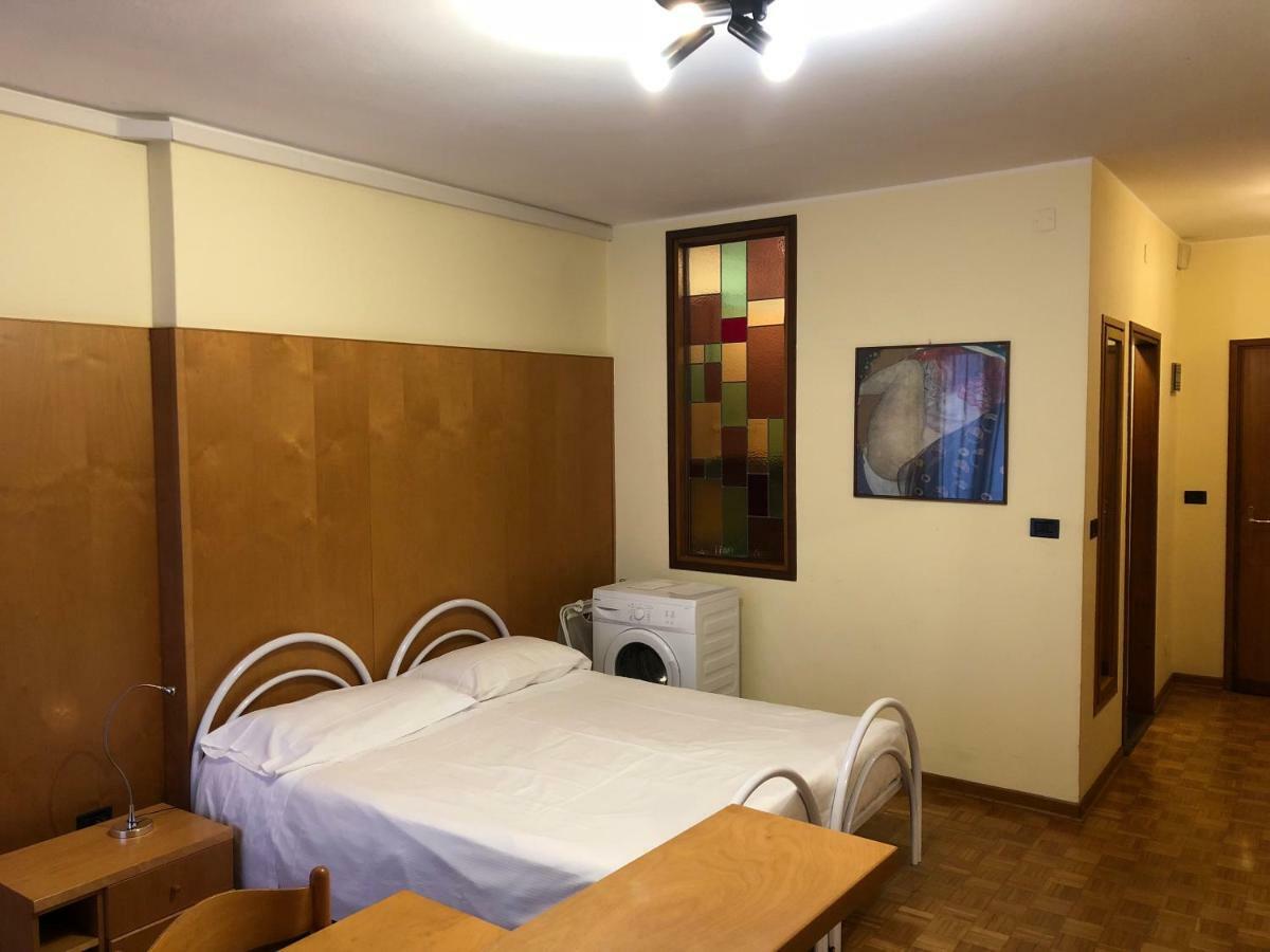 M14 Duomo Apartments Padova Ngoại thất bức ảnh